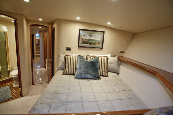 Fwd Stateroom- 10